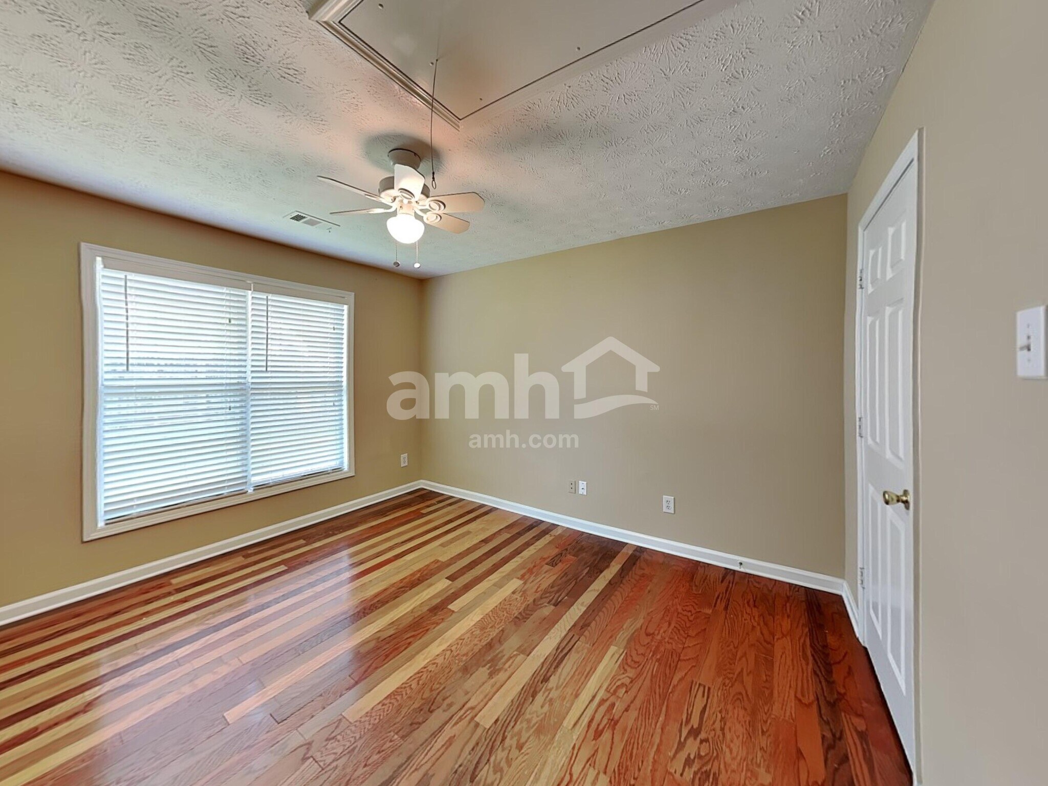 Building Photo - 3668 Jackson Bluff Dr