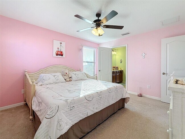 Building Photo - 6467 Willowshire Way