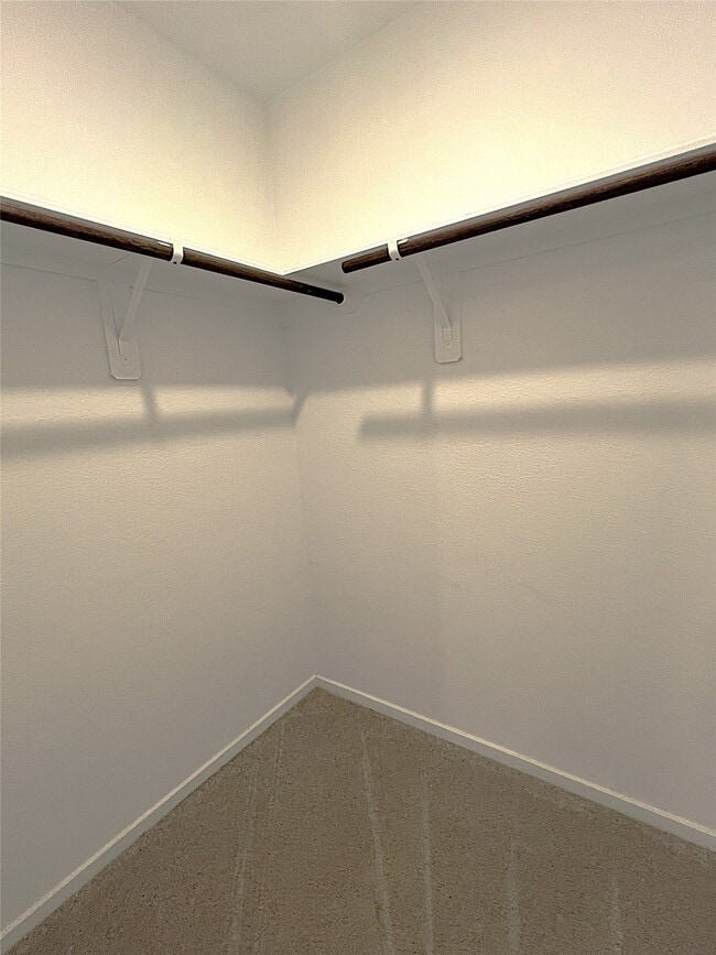 Building Photo - 18210 Via Aurelia Dr