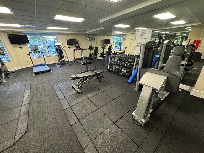 Building Photo - 221 Ocean Grande Blvd