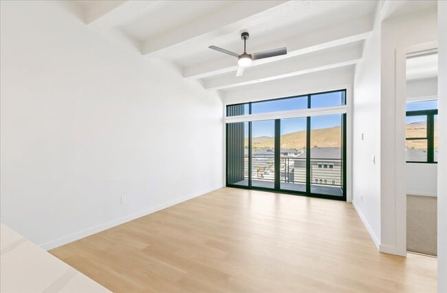 Building Photo - 4340 E Haystack St