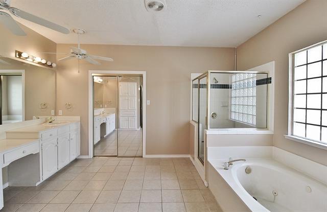 Building Photo - 4125 Peachwood Dr