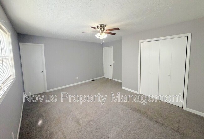 Building Photo - 125 S Meadowcliff Cir