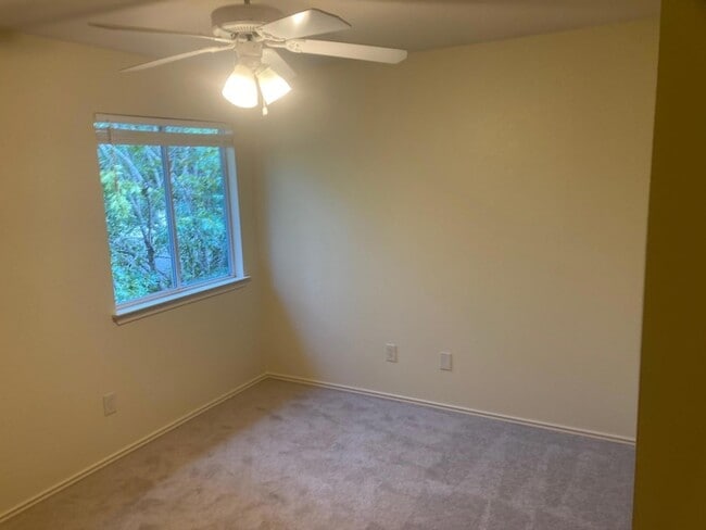 Building Photo - 2503 Keepsake Dr