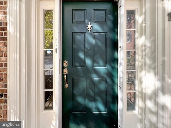 Building Photo - 38 Carriage House Cir