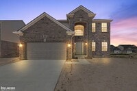 Building Photo - 23827 Shadow Woods Dr