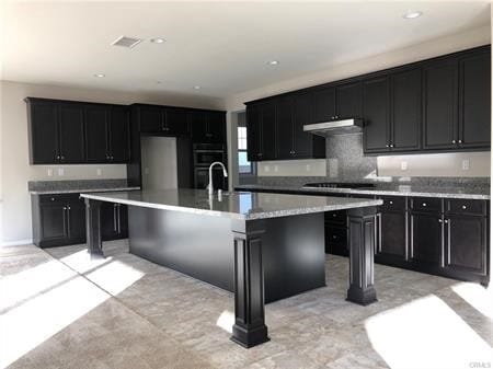 Building Photo - 5900 Nisa Dr