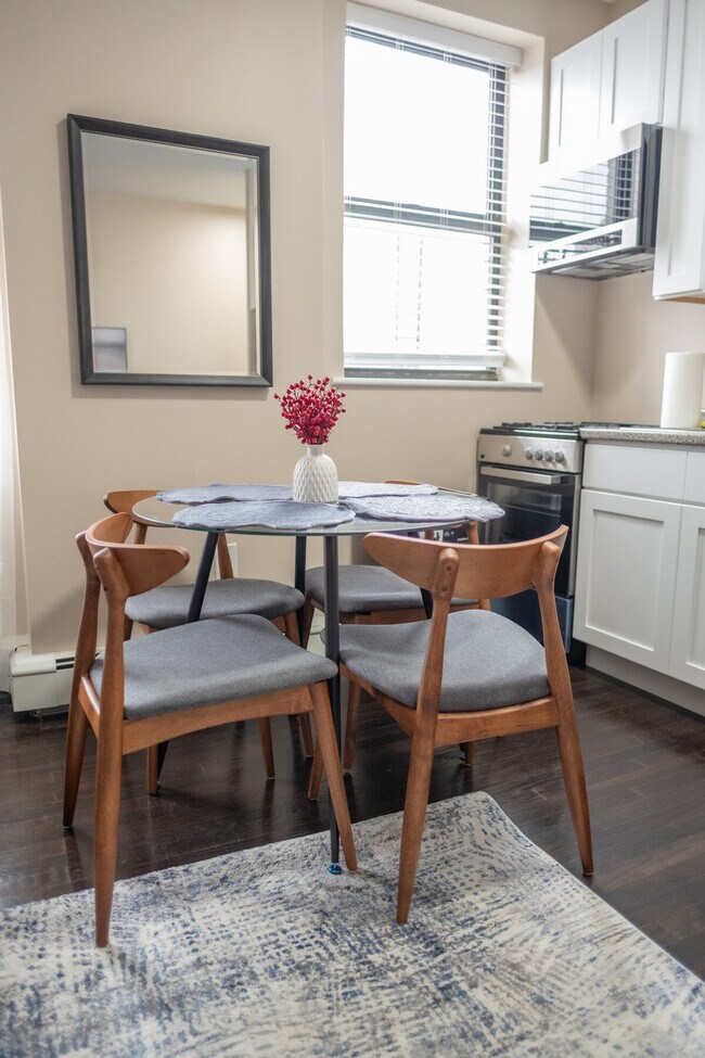 Building Photo - 245 W 113th St