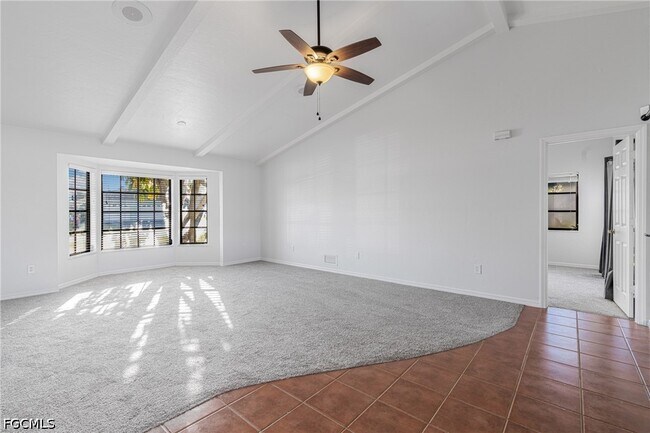Building Photo - 3106 SE 10th Pl