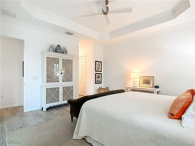 Building Photo - 15919 Leaning Pine Ln