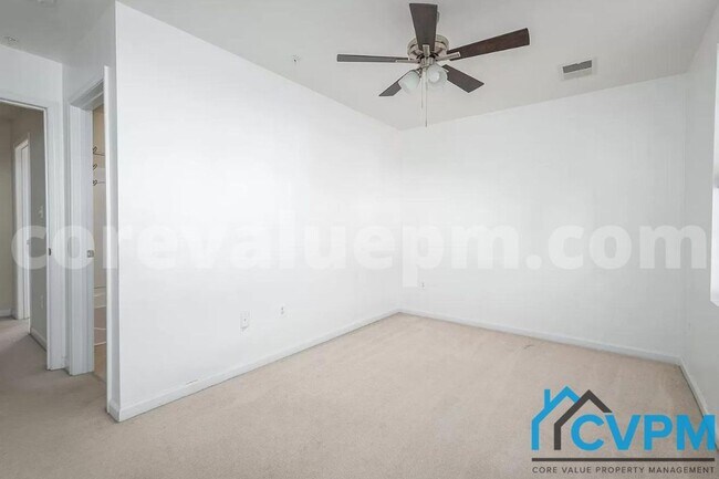 Building Photo - 6838 Warfield St