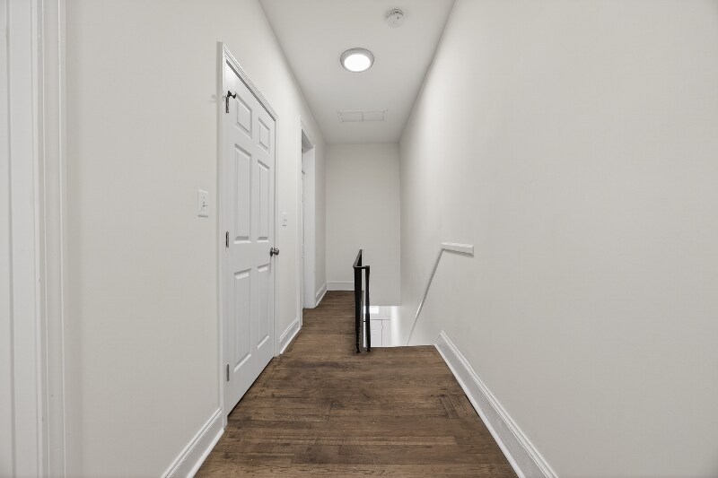 Building Photo - 1320 K St SE