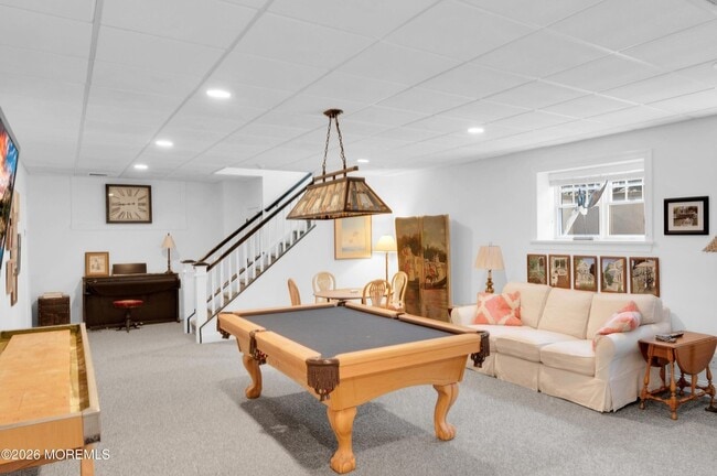 Building Photo - 619 Beacon Blvd