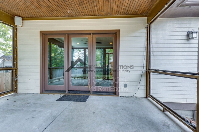 Building Photo - 210 38th Ave N