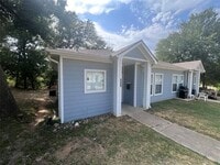 Building Photo - 5981 Robinwood Ln