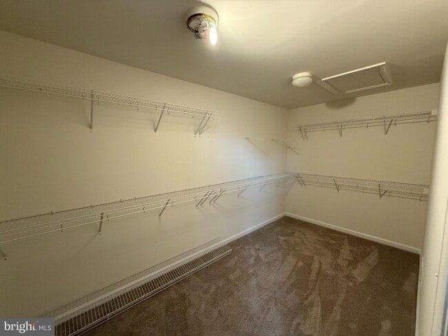 Building Photo - 14752 Malloy Ct