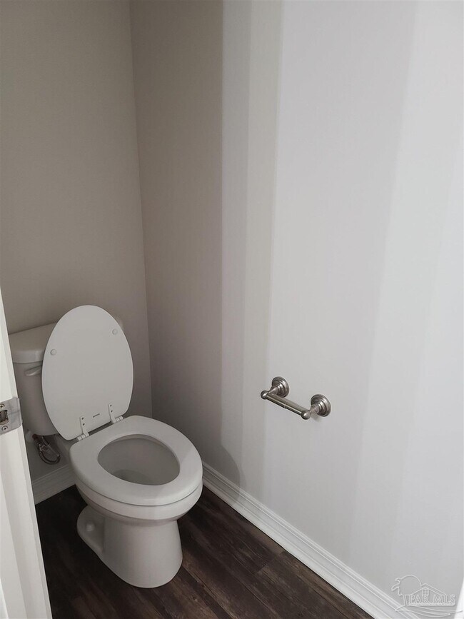 Building Photo - 715 W Ensley St