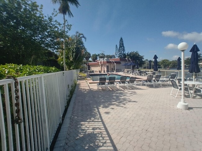 Building Photo - 2101 Atlantic Shores Blvd
