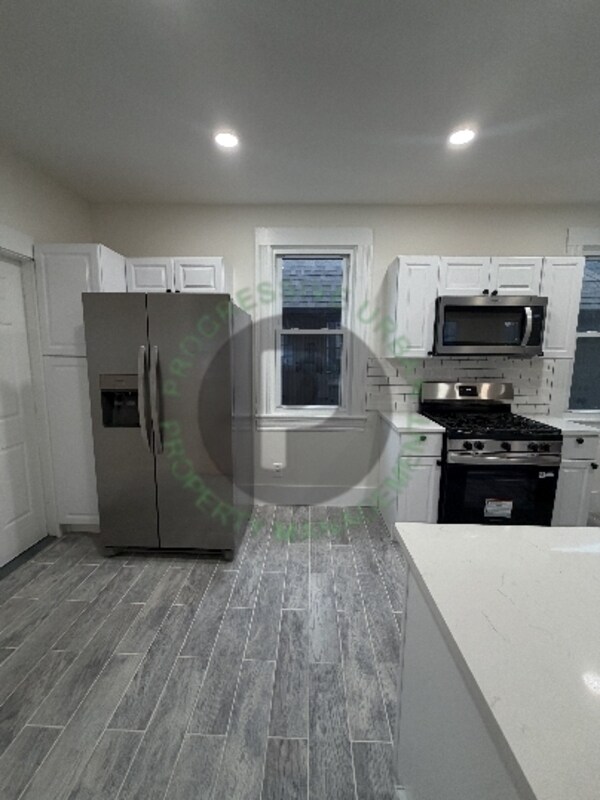 Building Photo - 1799 W 48th St