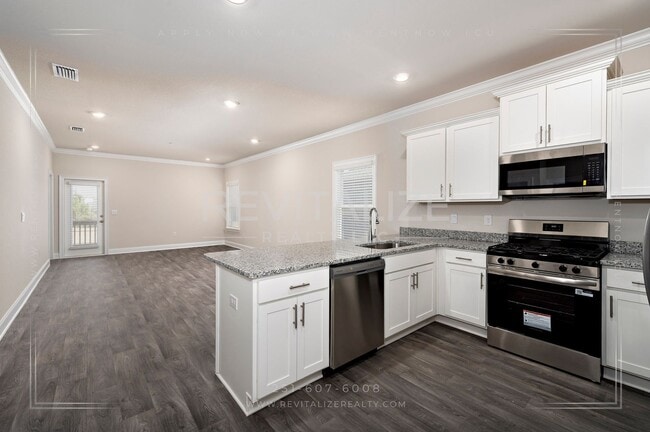 Building Photo - COMING SOON Newly Built 4 Bed 2 Bath Craftsman Home in Spanish Fort with Deck