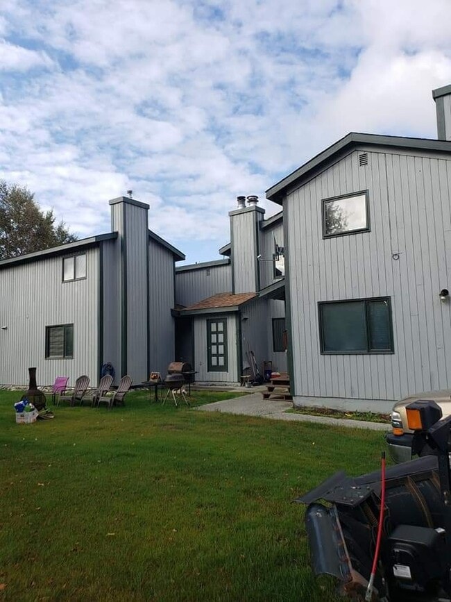 Building Photo - 7411 Woburn Cir