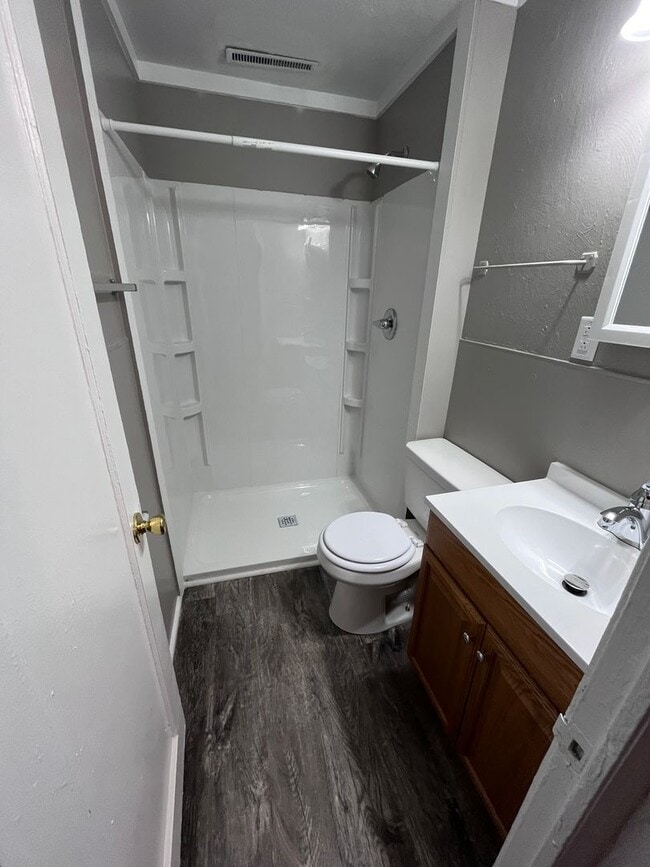 Building Photo - 2714 Manford St