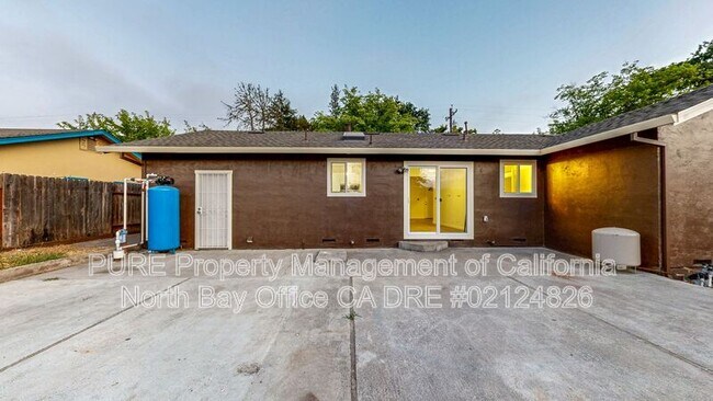 Building Photo - 353 E Robles Ave