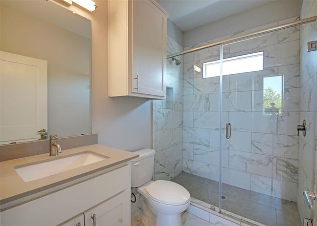 Building Photo - 7600 Carver Ave