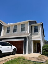Building Photo - 1302 Valley Ln