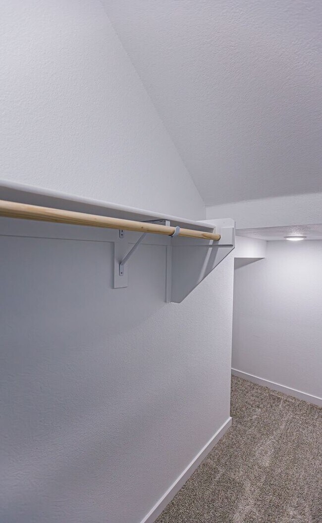 Building Photo - Brand New Home