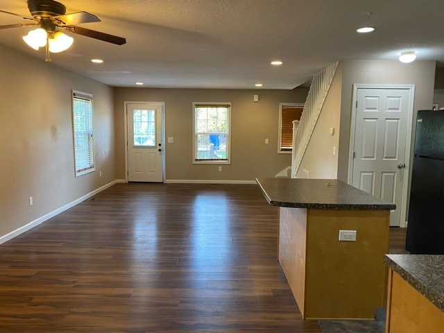 Building Photo - 47 Enka Orchard St