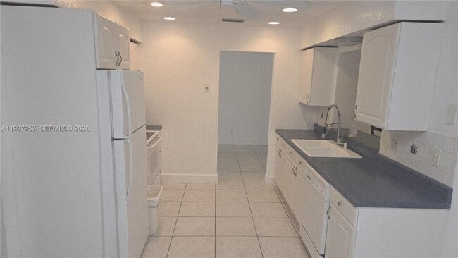 Building Photo - 9507 NW 80th Ct