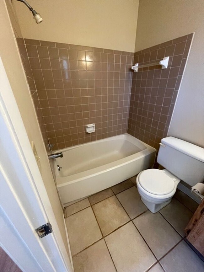 Building Photo - APPLICATION ACCEPTED 6-2-26