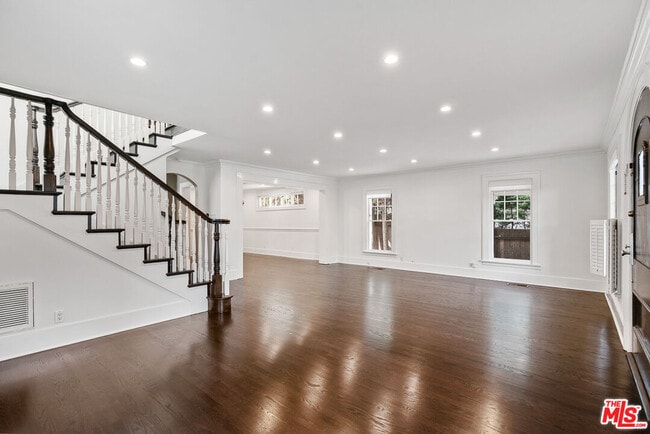 Building Photo - 4920 Marathon St