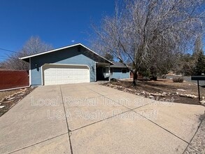 Building Photo - 3521 S Walapai Dr