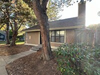 Building Photo - 10157 E Peakview Ave