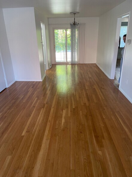 Building Photo - 133 Hessian Hills Cir