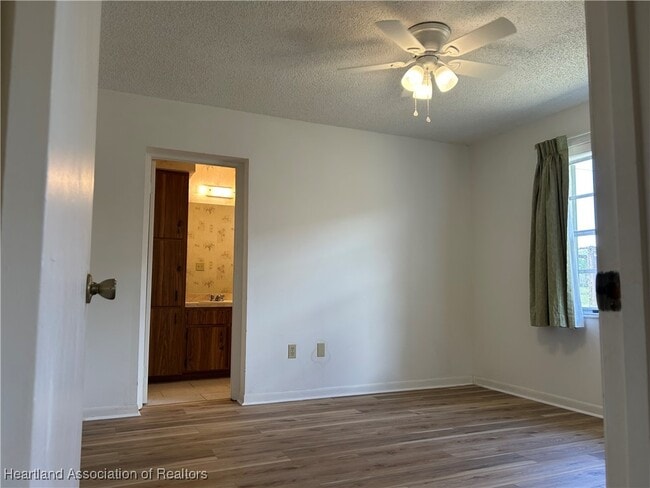 Building Photo - 120 Serenity Avenue