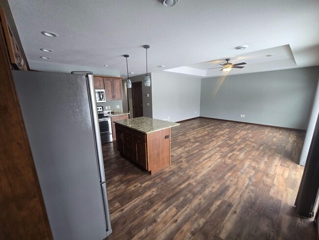 Building Photo - 1934 W 6th St