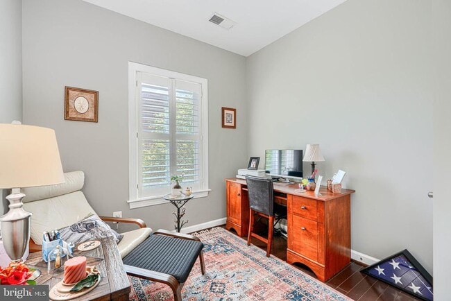 Building Photo - 432 Grand St