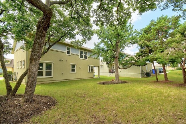 Building Photo - 710 Arrow Point Dr