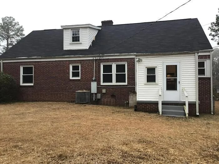 Building Photo - 1436 Decree Ave