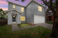 Building Photo - 13421 Vizquel Loop