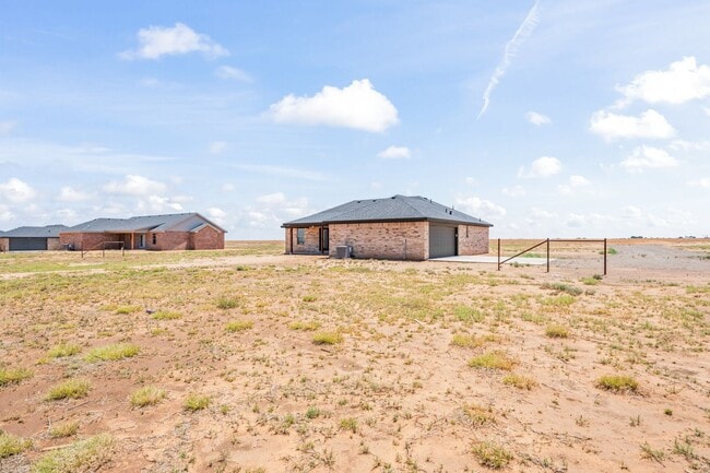 Building Photo - 10601 East C R 7400