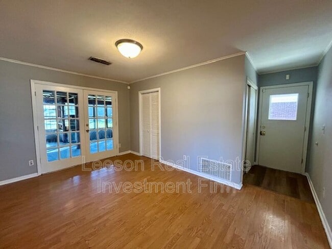 Building Photo - 1139 Carolina St