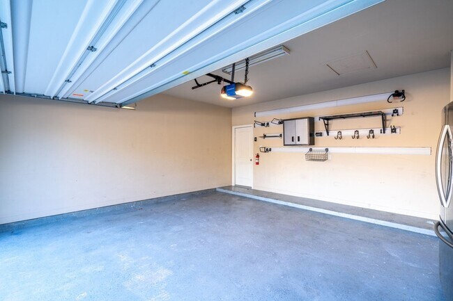 Building Photo - 138 Magnolia Grove Ln