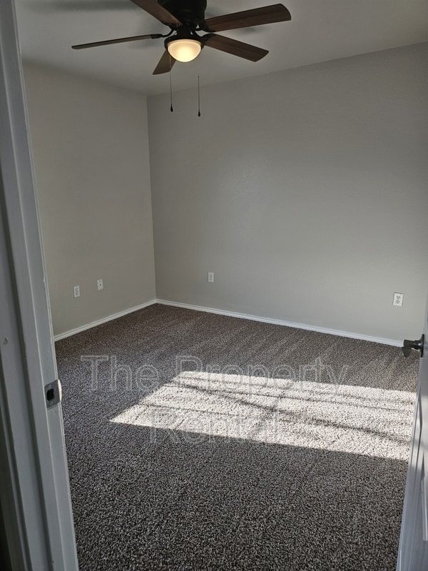 Building Photo - 4407 Trevino St