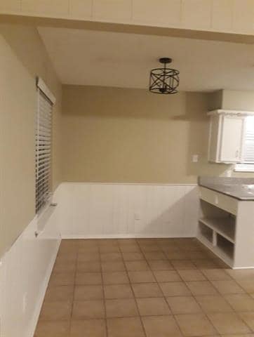 Building Photo - 5410 Kings Mnr Dr