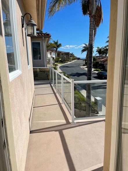 Building Photo - 1309 Costa Brava