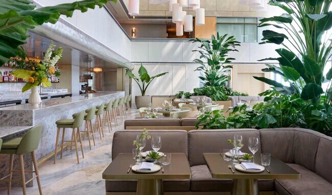 Building Photo - 1395 Brickell Ave